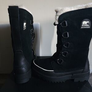 Sorel Tivoli Tall Boots Black Womens Size 10 Waterproof Snow Boots. NEW.